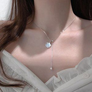 NEW Gold/Silver Round Shell Necklace